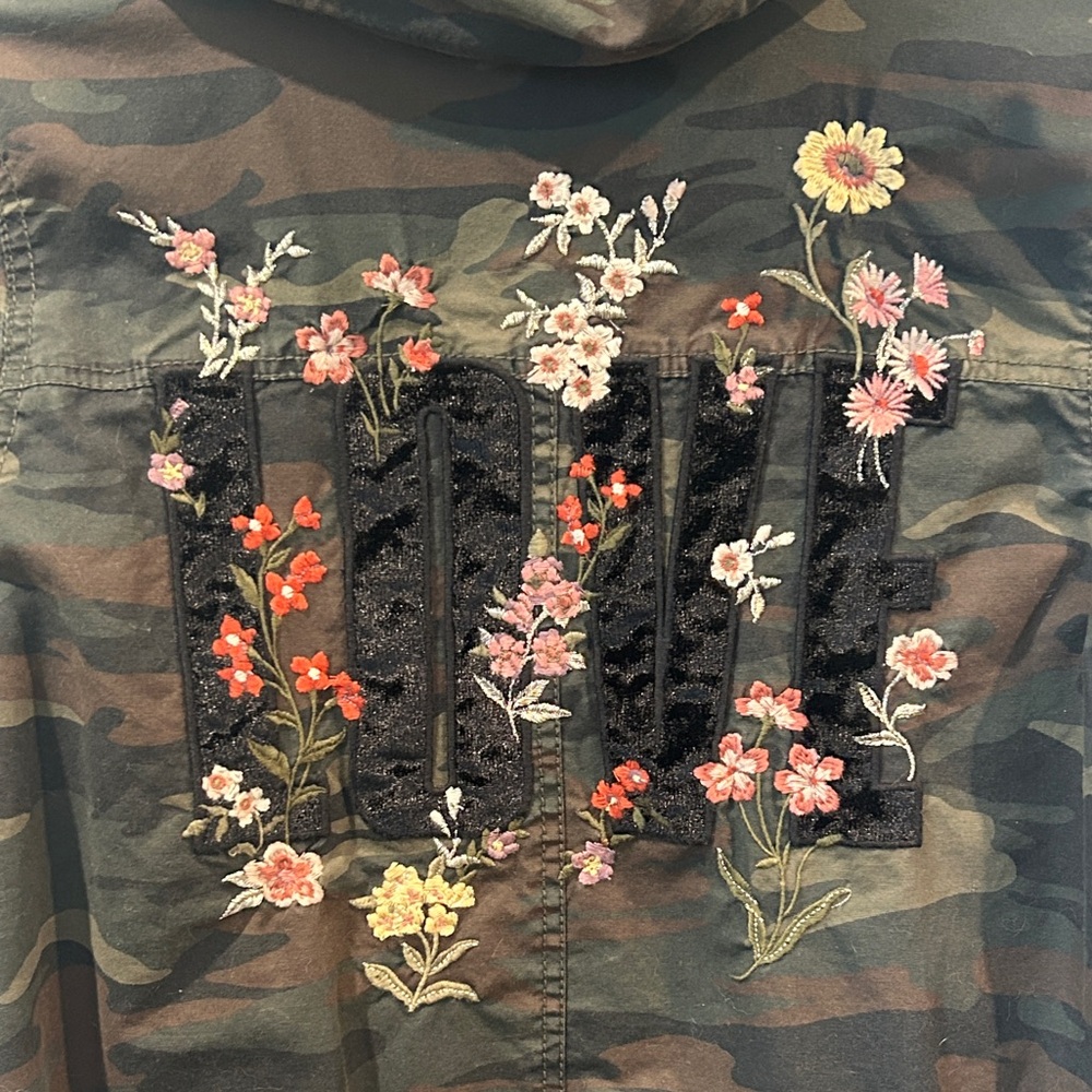 American Eagle Outfitters “LOVE” Embroidered Jacket - Picture 9 of 16